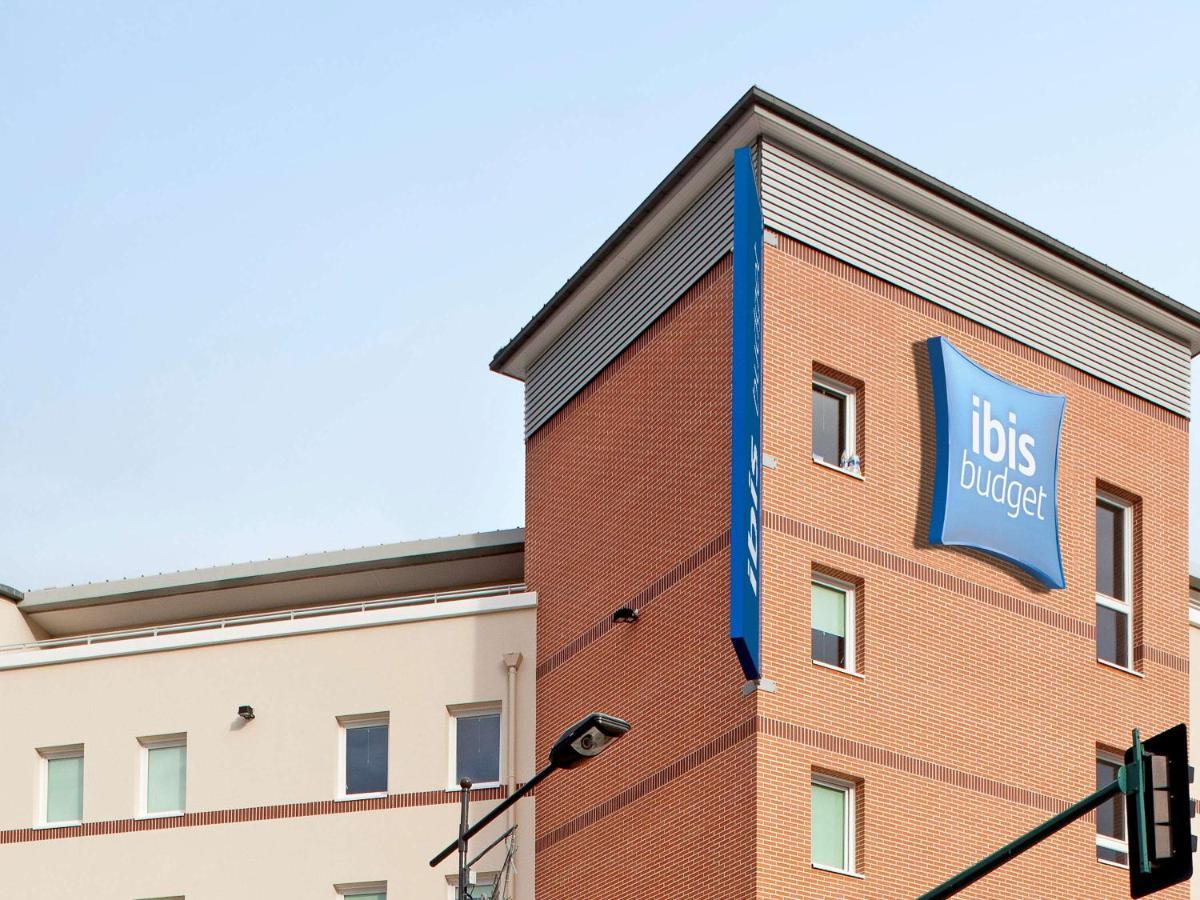 Ibis Budget マント・ラ・ジョリー エクステリア 写真